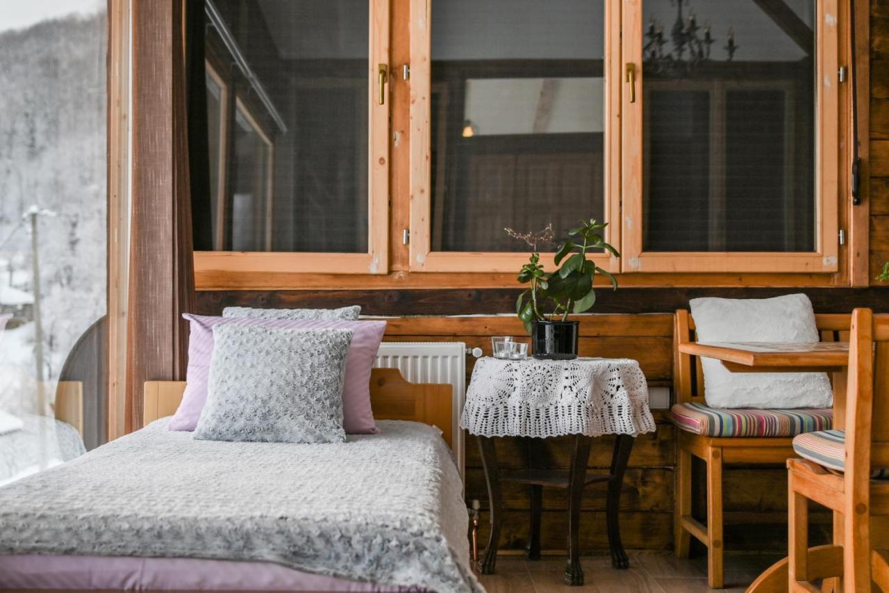 Apartmani Lunija Gornji Milanovac Exterior foto