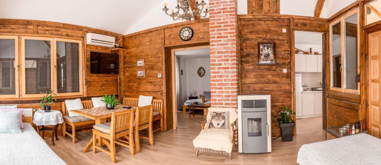 Apartmani Lunija Gornji Milanovac Exterior foto